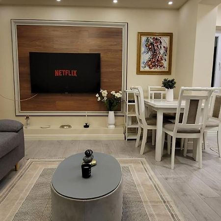 New Bazar Luxury Apartment Tirana Eksteriør billede
